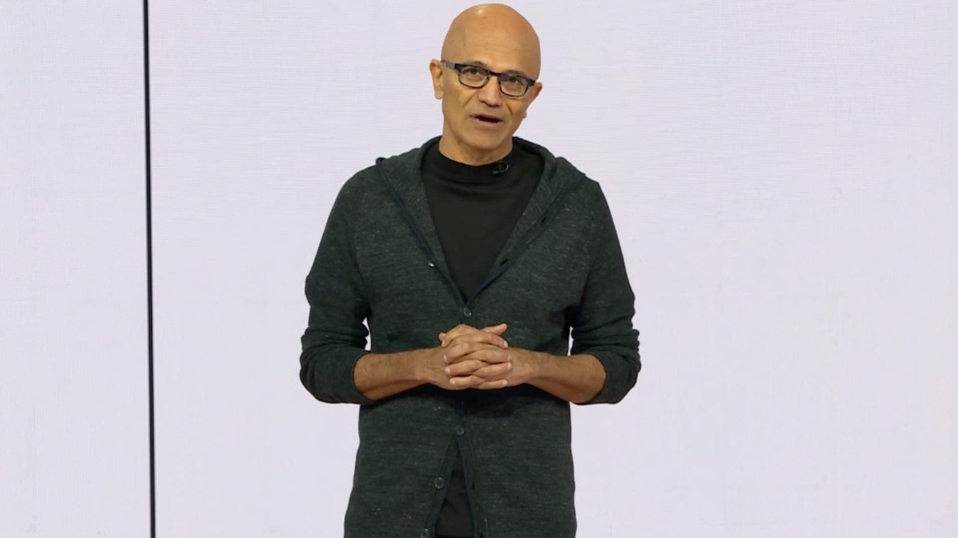 „Microsoft“ pristatė savus AI modelius programavimui — mažiau priklauso nuo „OpenAI“