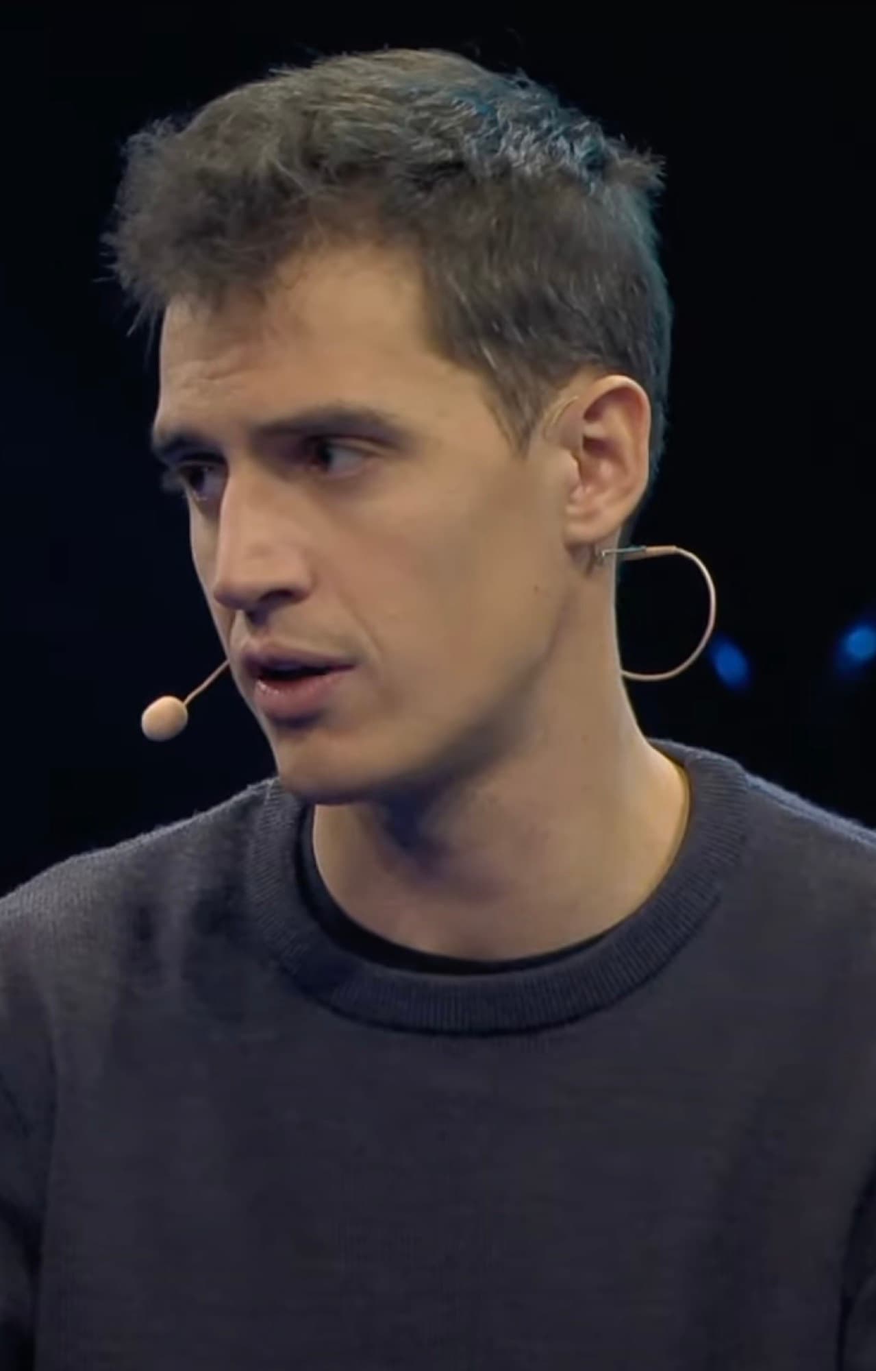 Mistral AI: kodėl Europos AI čempionė šią vasarą atveria savo modelį